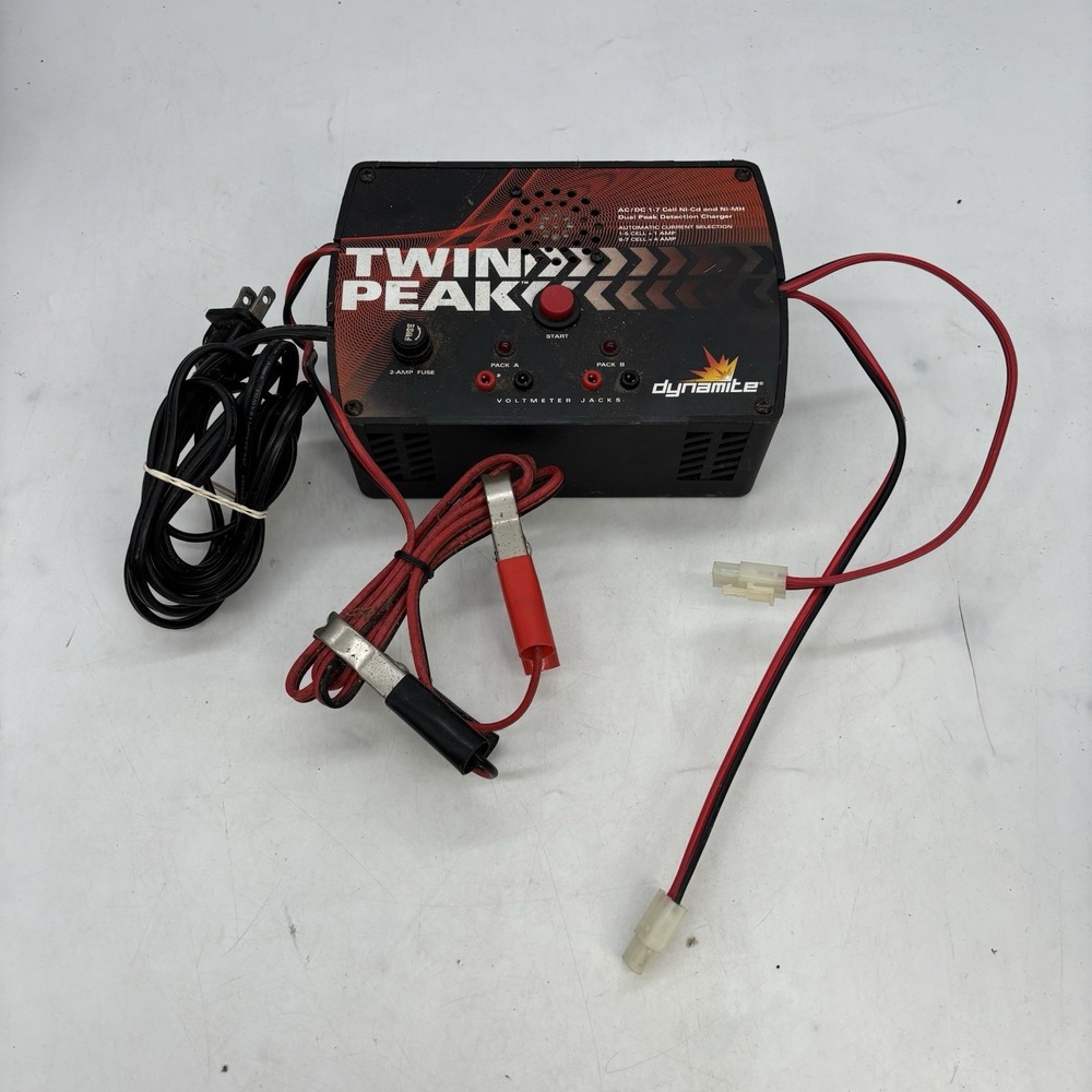 DYNAMITE TWIN PEAK AC/DC DUAL OUTPUT BATTERY CHARGER 1-7 Ni-Cd Ni-MH RC CAR BOAT